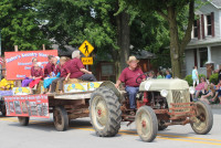Mennonites Mennonite Family on a Float